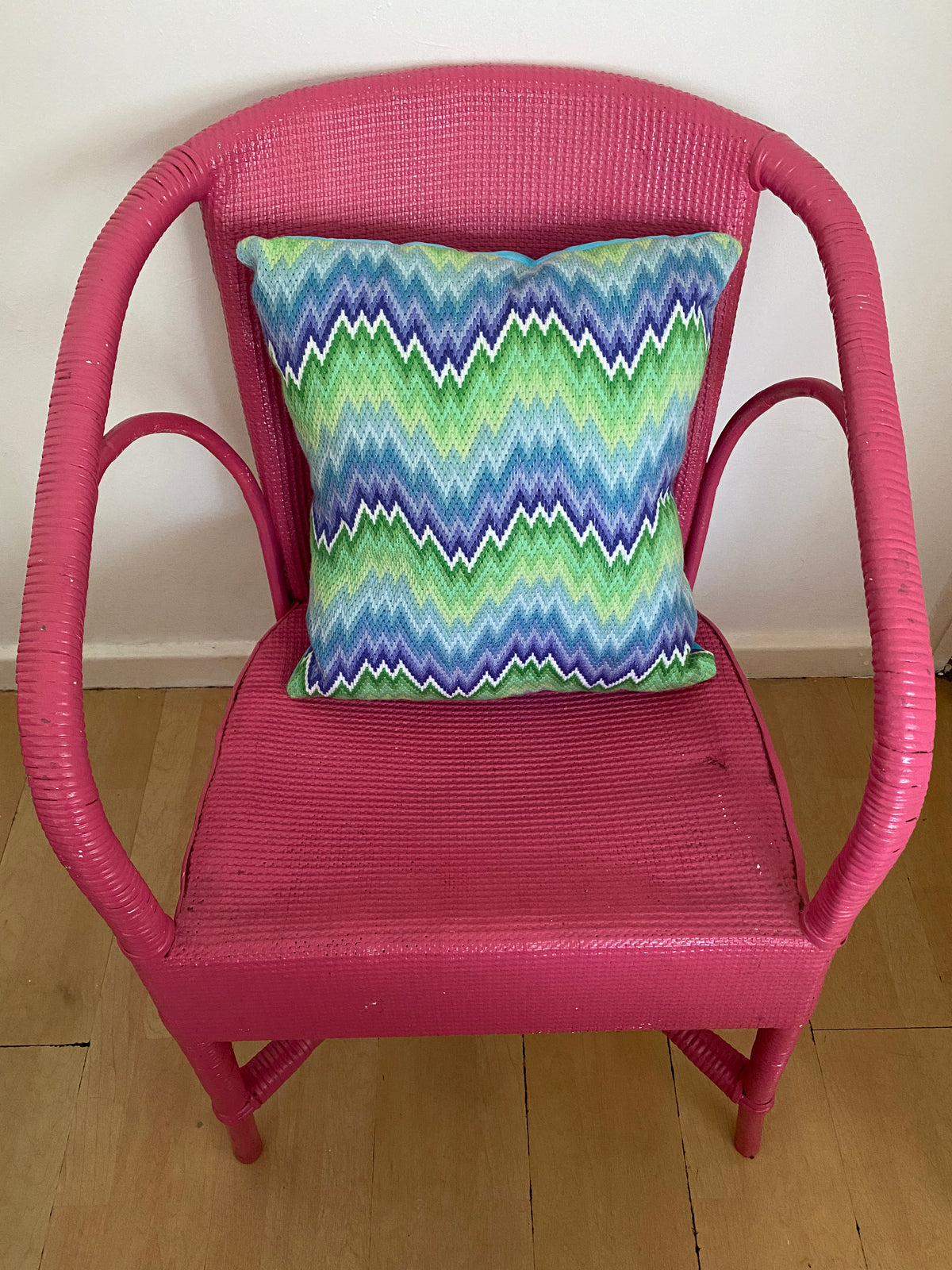 The Bargello Sisters: Waves - Appleton Tapestry Kit
