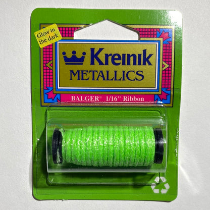 053F - Glow in the Dark Lime