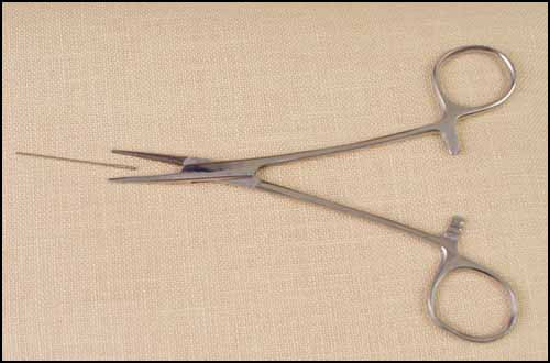 Needle Grippers - Scissor style