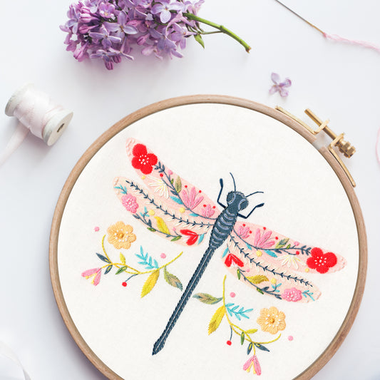 Dragonfly - Pollen Embroideries Collection