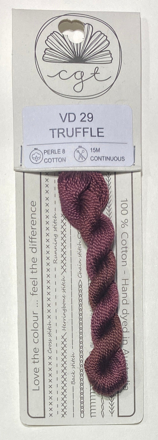 Perle # 8 - CGT Feathers & Petals Collection (Discontinued)