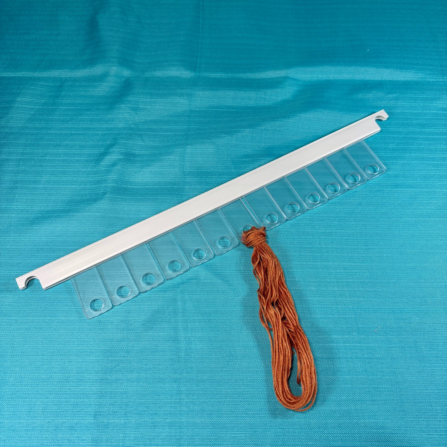 Thread Keepers with Labels - 100 pack
