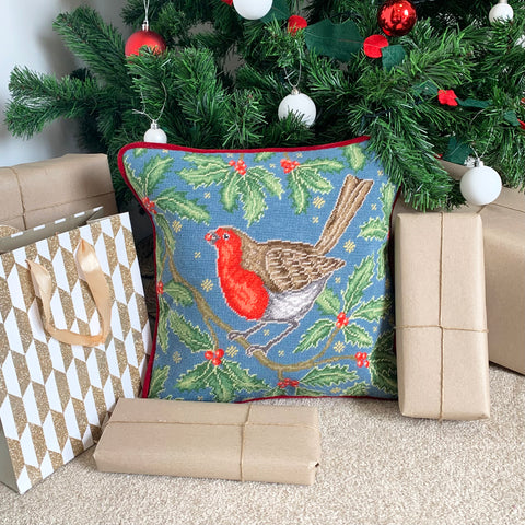 Red, Red, Robin - Tapestry Pillow Kit