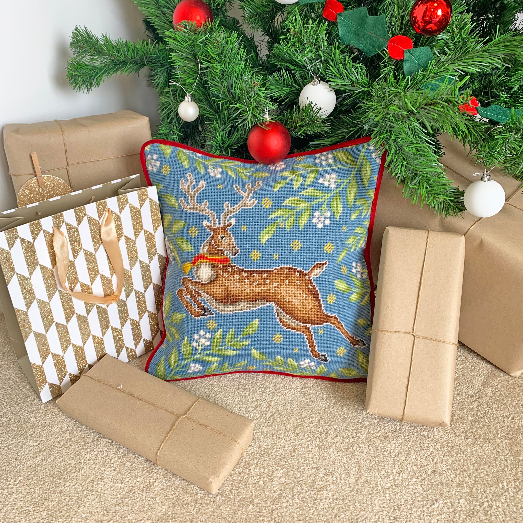 Sleigh Bells Ring - Tapestry Pillow Kit