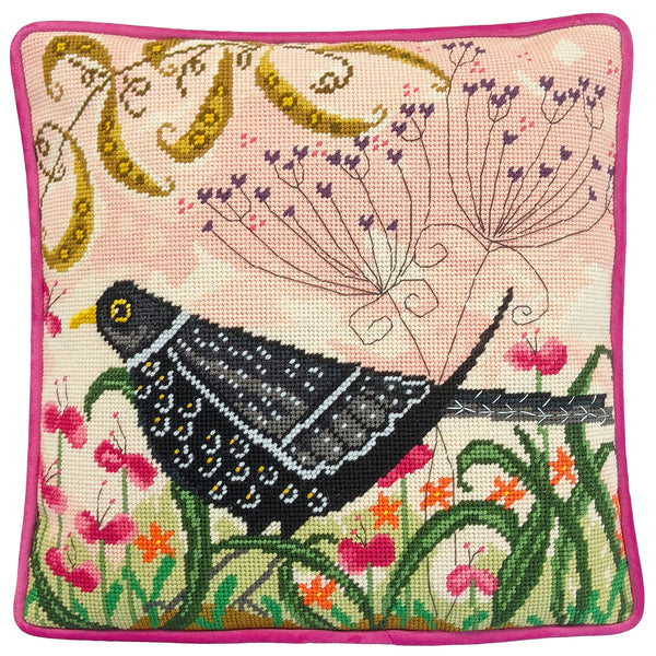 Flights Of Fancy: Blackbird - Tapestry Pillow Kit