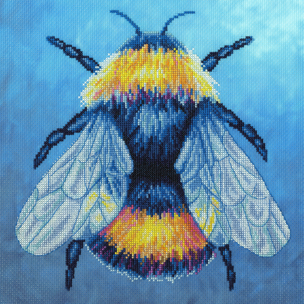 The Queen: The Menagerie Series (Bee)
