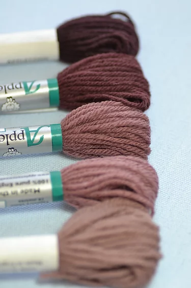 Crewel - 930 Range (Dull Mauve)