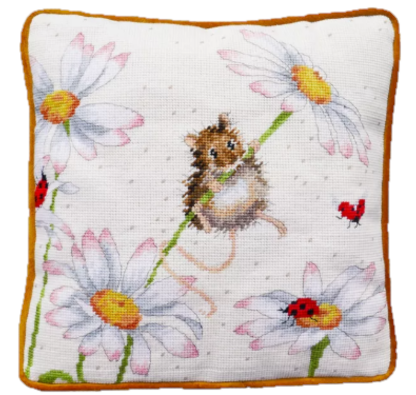 Daisy Mouse - Tapestry Pillow Kit