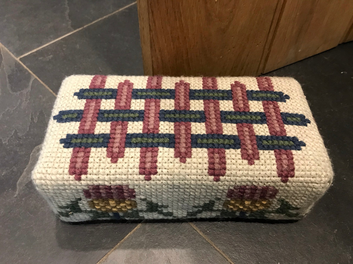 Scottish Thistle Doorstop - Appleton Tapestry Kit