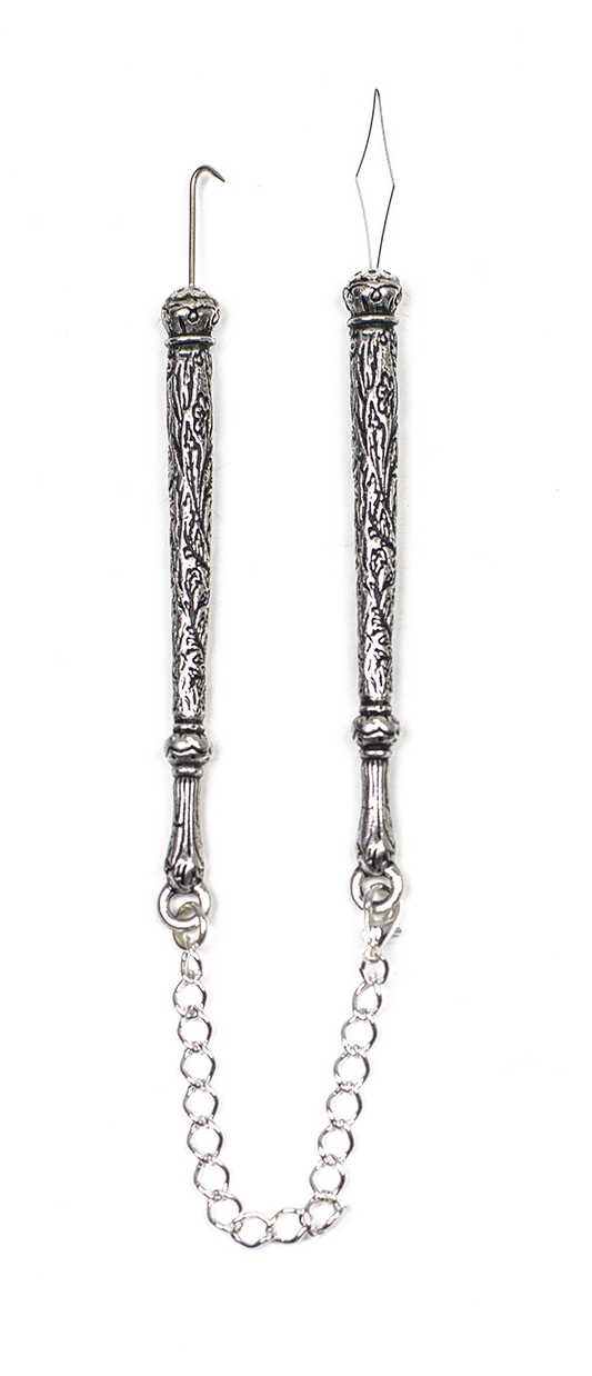 Tail Catcher - Elizabethan Design