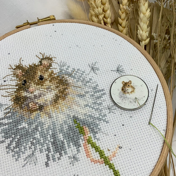 Dandelion Clock - Needleminder