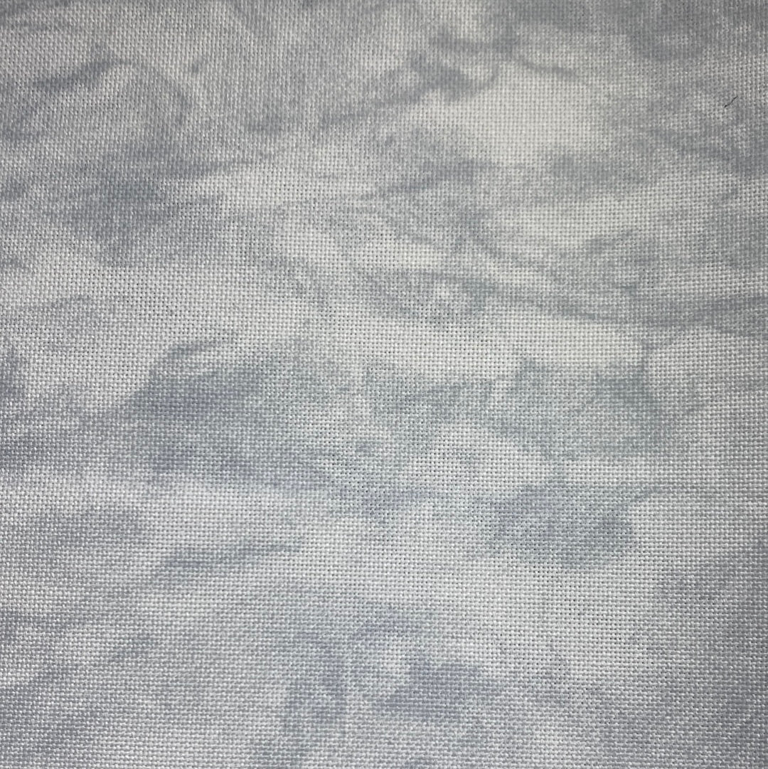 Stormy Clouds (Vintage) - Lugana - 25 count